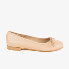 Cargar imagen en el visor de la galería, Laga Nude