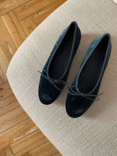 Cargar imagen en el visor de la galería, Biarritz Velvet Blue